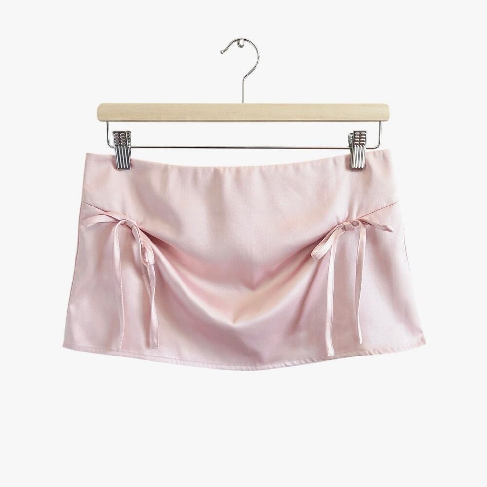 NWT With Jean Serena Mini Skirt Baby Pink Satin Bows Low Rise XS